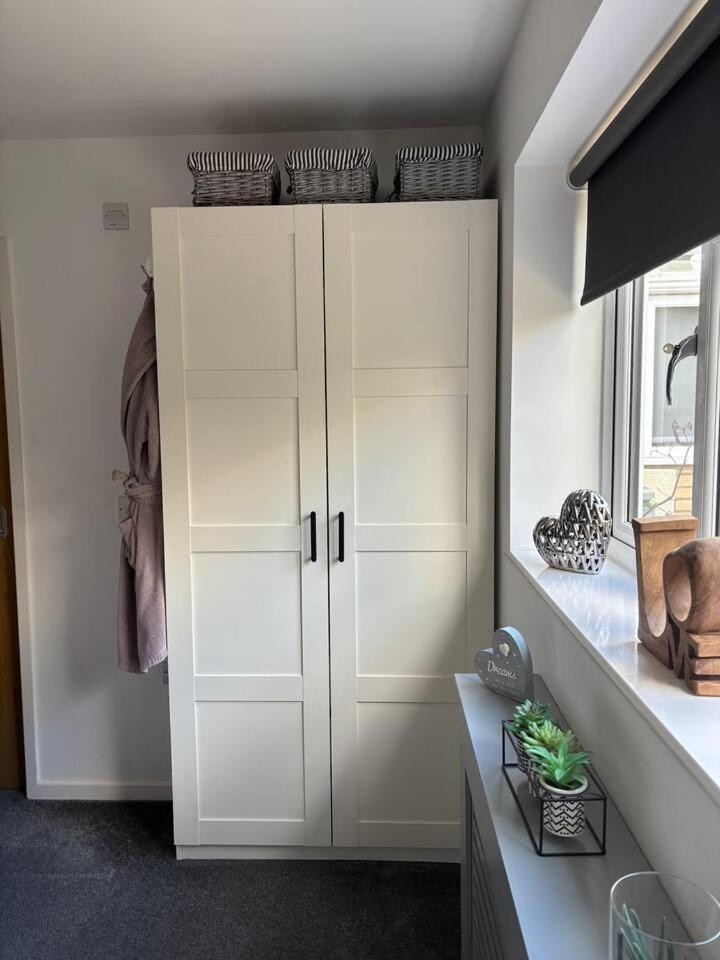 Secret Gem 1 Bed Garden Flat Private Luxury Hot Tub Daire Bournemouth Dış mekan fotoğraf